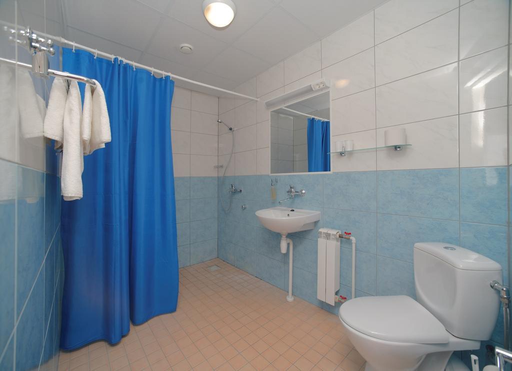 Rehe Hotel Tartu Værelse billede