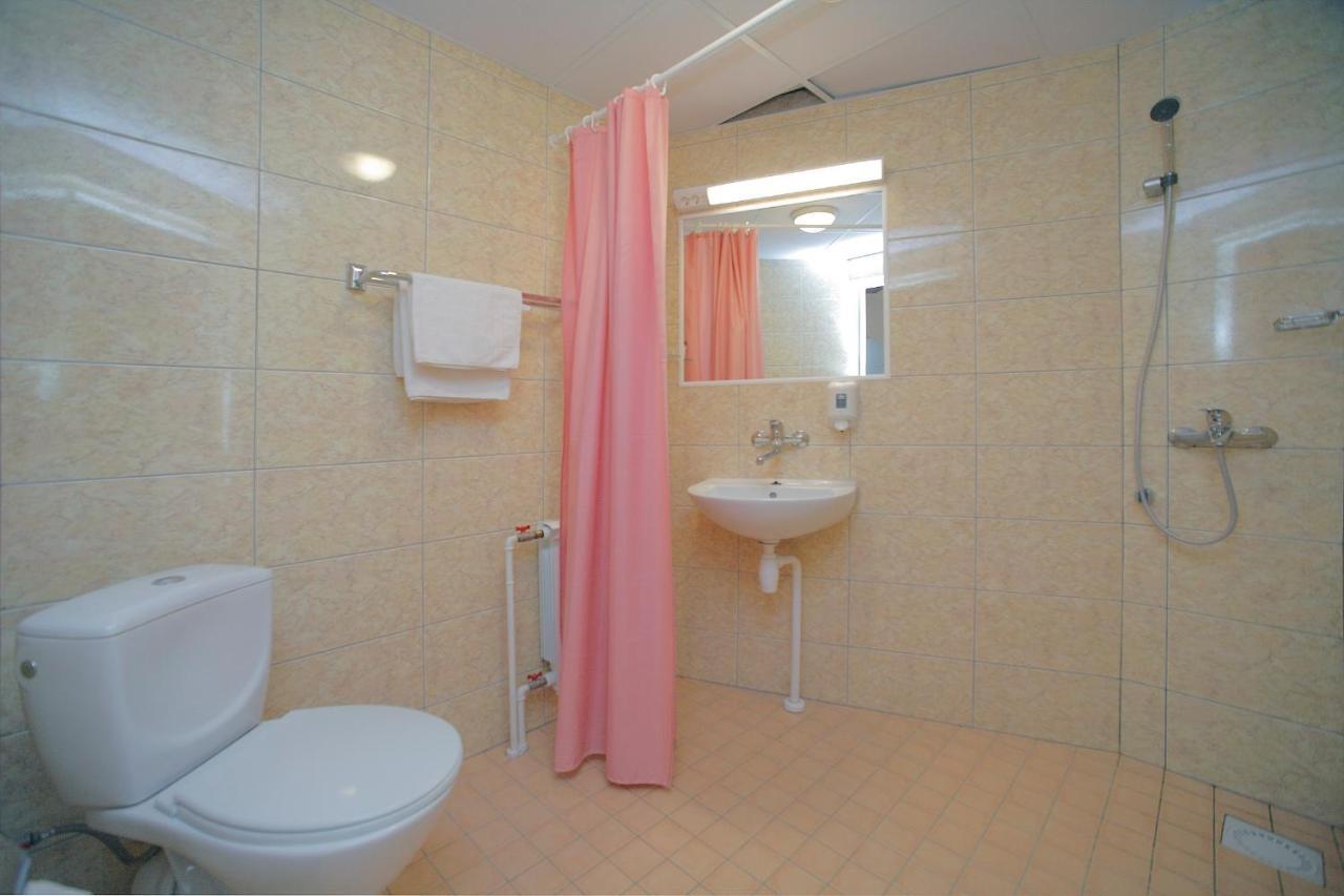 Rehe Hotel Tartu Værelse billede